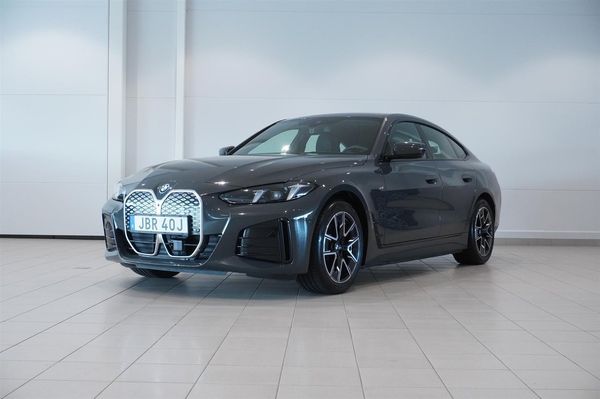 BMW i4 eDrive40 Gran Coupé M Sport Business Ed Drag Aktiv Fart - 2026
