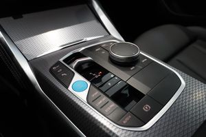 BMW i4 bild 7
