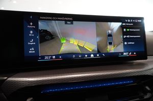 BMW i4 bild 11