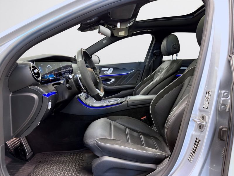 Mercedes E63 AMG bild 12