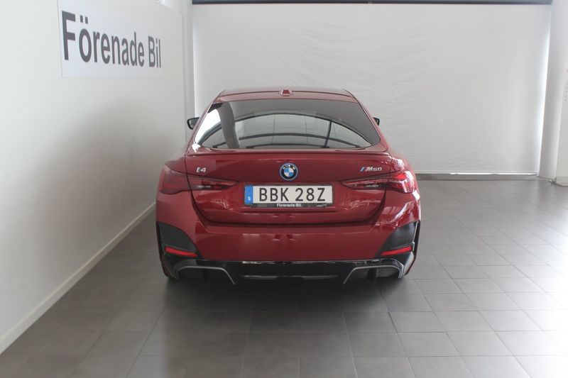 BMW i4 bild 12