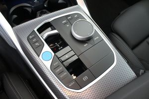 BMW i4 bild 8