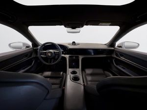 Porsche Taycan bild 11