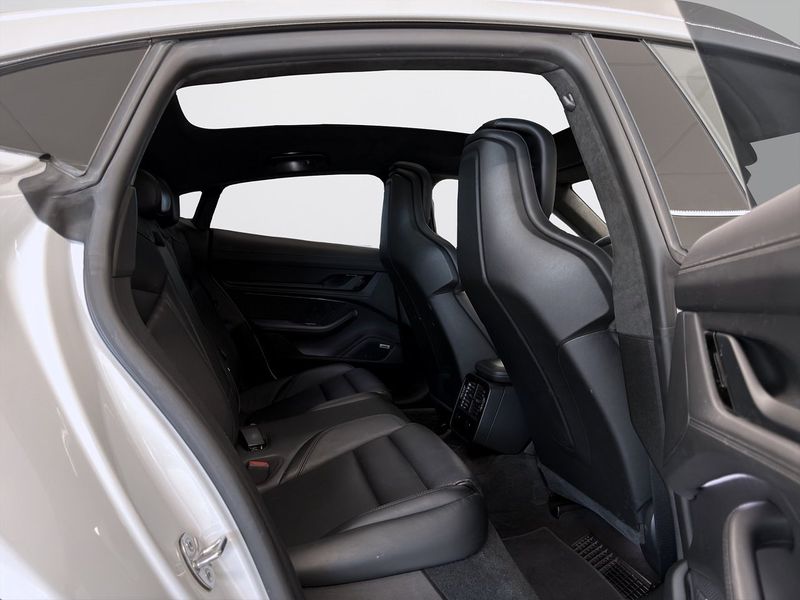 Porsche Taycan bild 10
