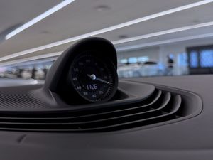 Porsche Taycan bild 18