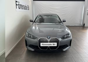 BMW i4 bild 2