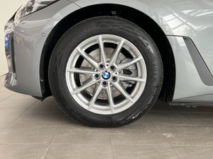 BMW i4 bild 4