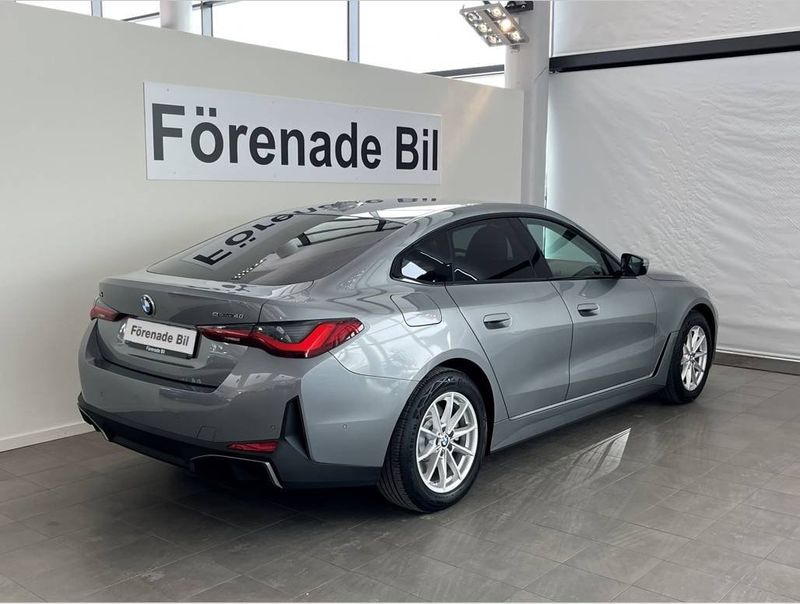 BMW i4 bild 13