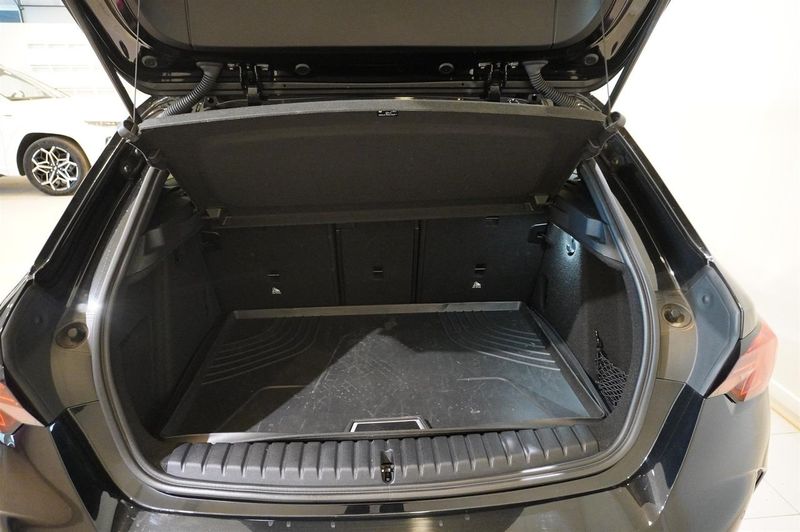 BMW 120 bild 8