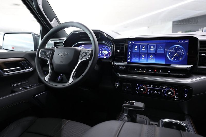Chevrolet Silverado bild 12