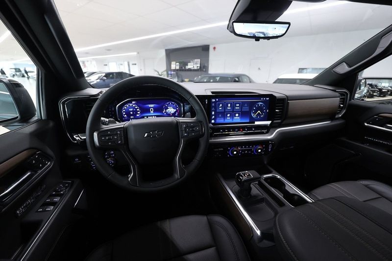 Chevrolet Silverado bild 17