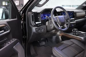 Chevrolet Silverado bild 16