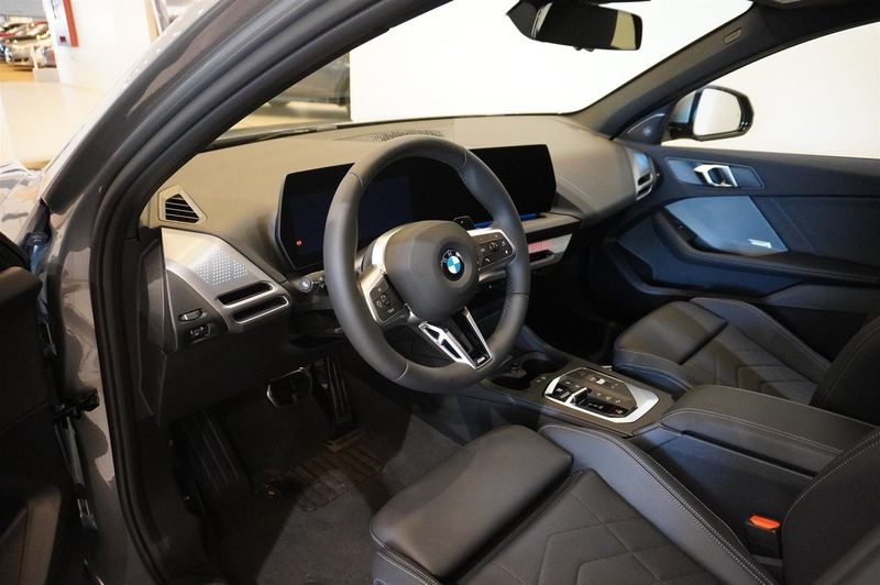 BMW 120 bild 2