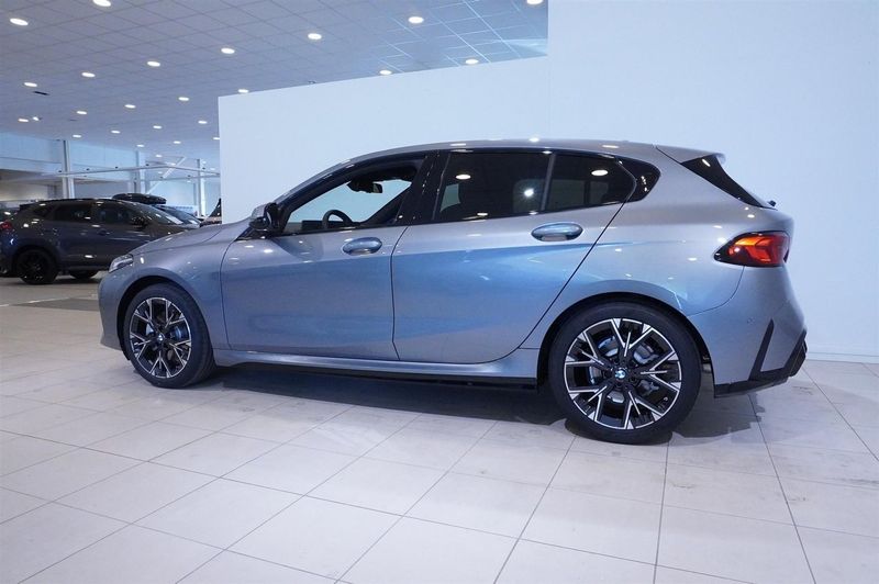 BMW 120 bild 6