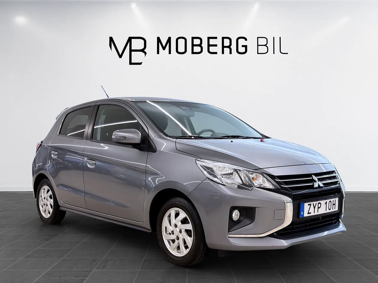 Vehicle image 6