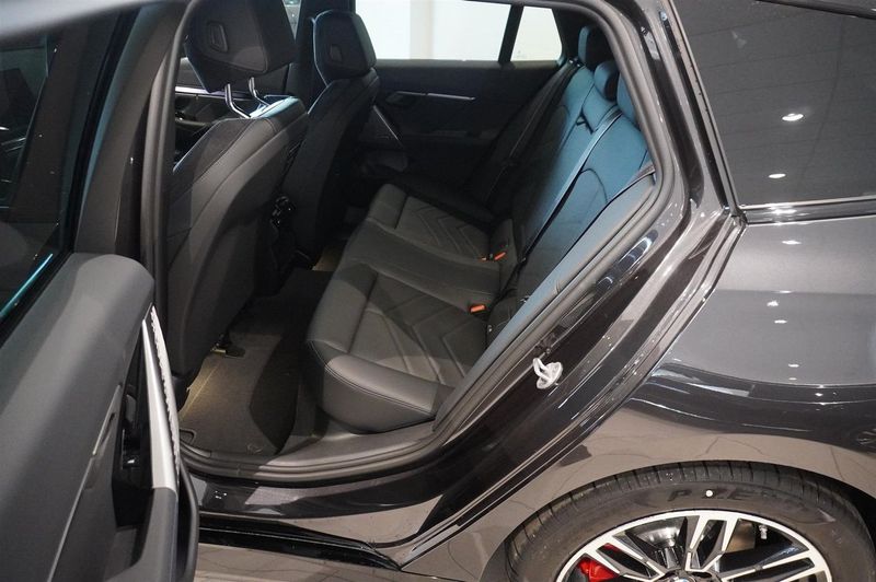 BMW i5 bild 6