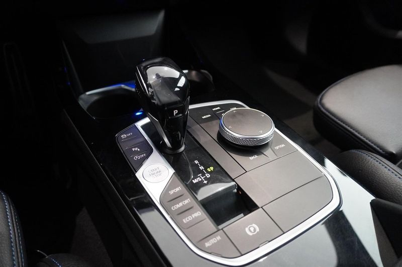 BMW 118 bild 7