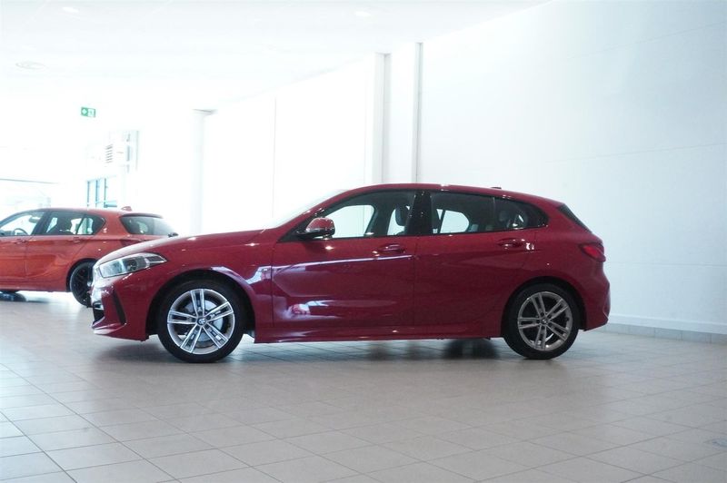 BMW 118 bild 4