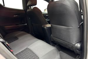 Toyota C-HR bild 8