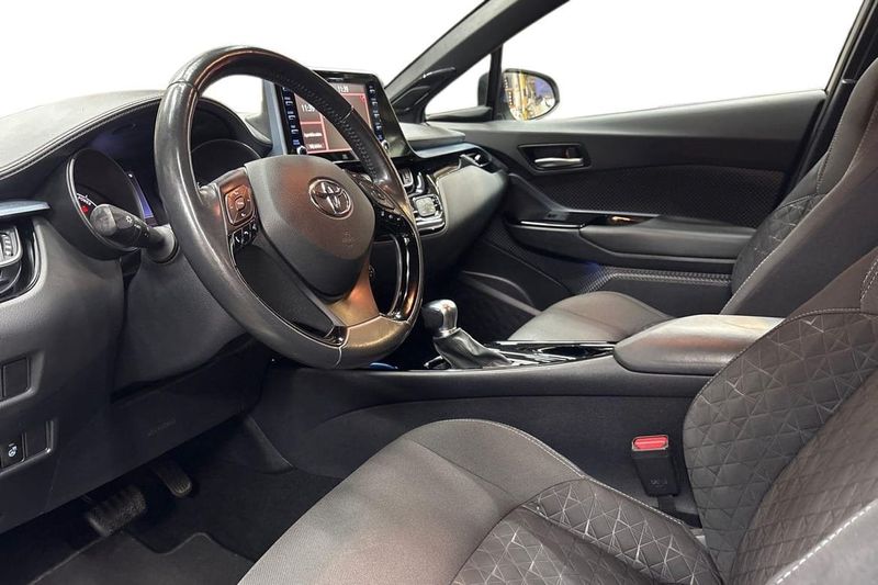 Toyota C-HR bild 13