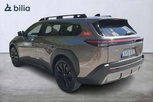 Toyota bZ4X Touring bild 2