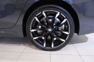 BMW 330 bild 7