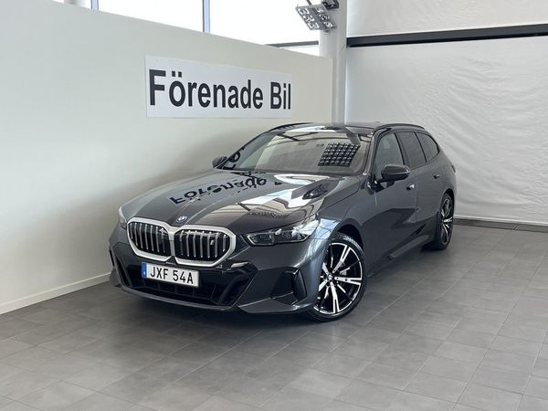 BMW i5 xDrive40 Touring M Sport H/K Dragkrok Rattvärme - 2026
