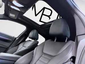 BMW i4 bild 16
