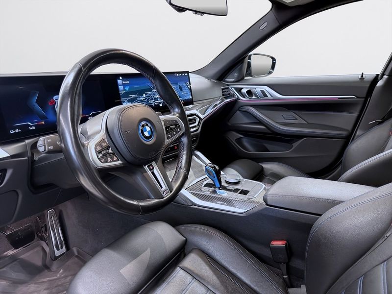 BMW i4 bild 20
