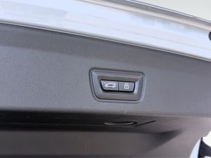 BMW i4 bild 10