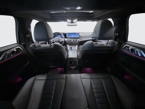 BMW i4 bild 12