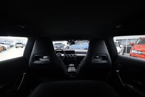 Mercedes CLA200 bild 13