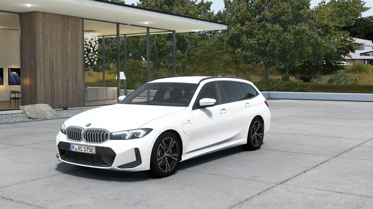 BMW 330