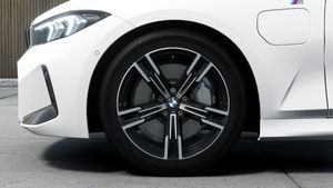 BMW 330 bild 6