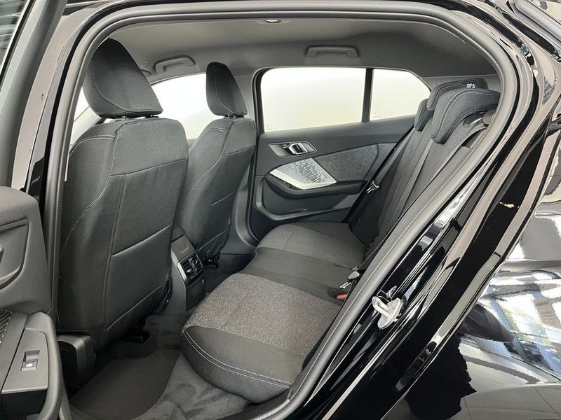 BMW 120 bild 11