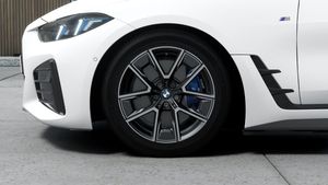BMW i4 bild 7