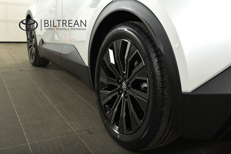Toyota C-HR+ bild 6