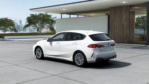 BMW 120 bild 10