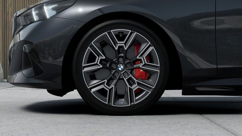 BMW i5 bild 7