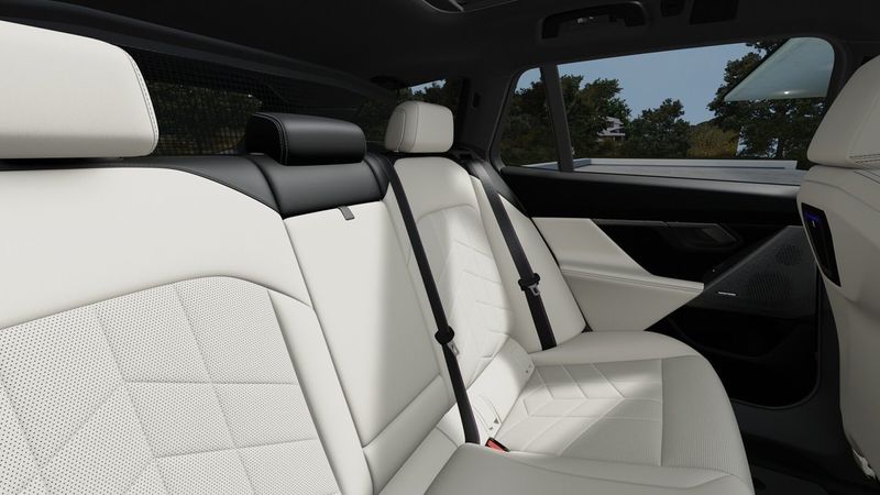 BMW i5 bild 11