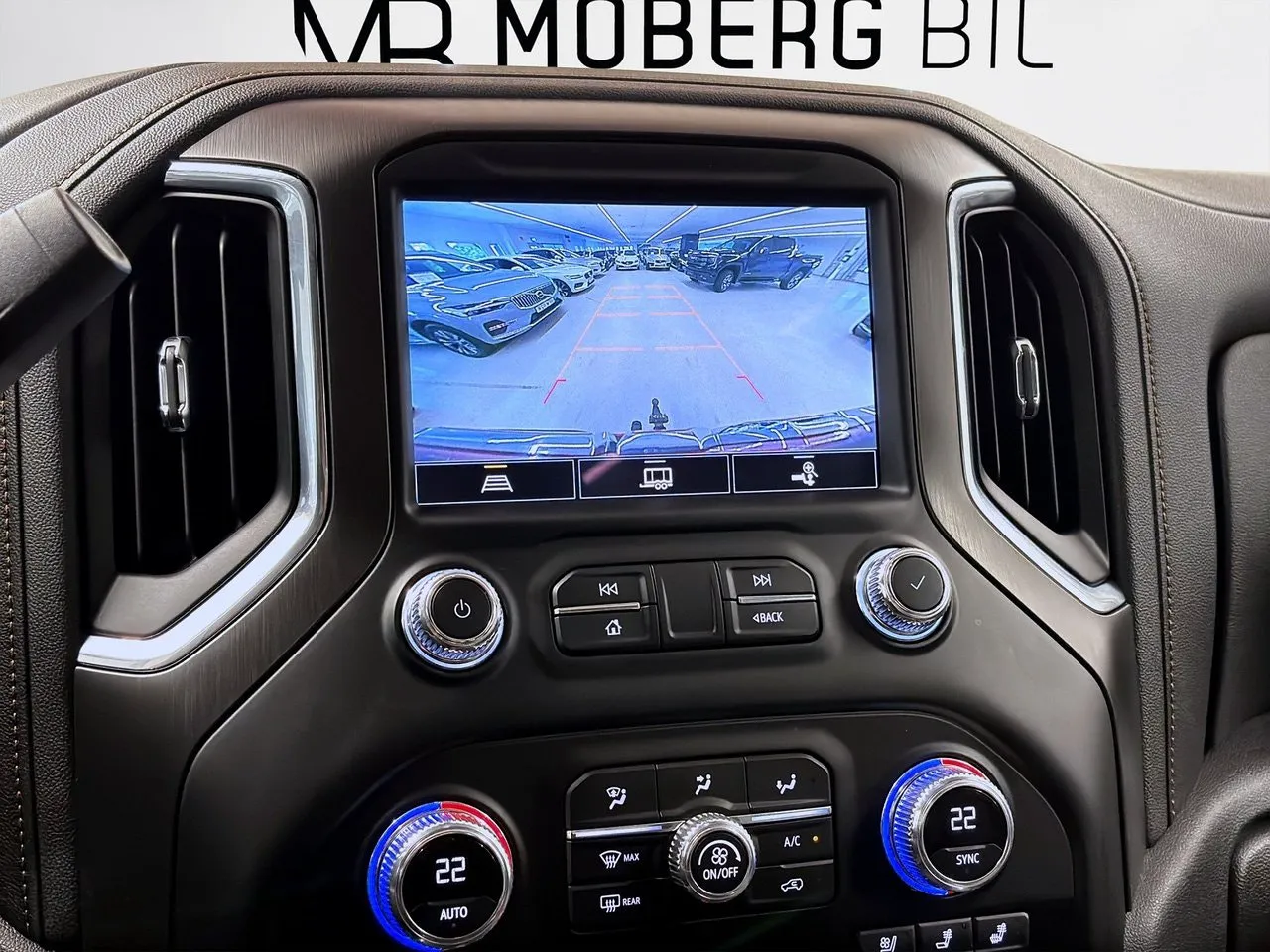 Vehicle image 20