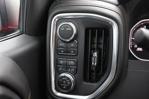 GMC Sierra bild 14