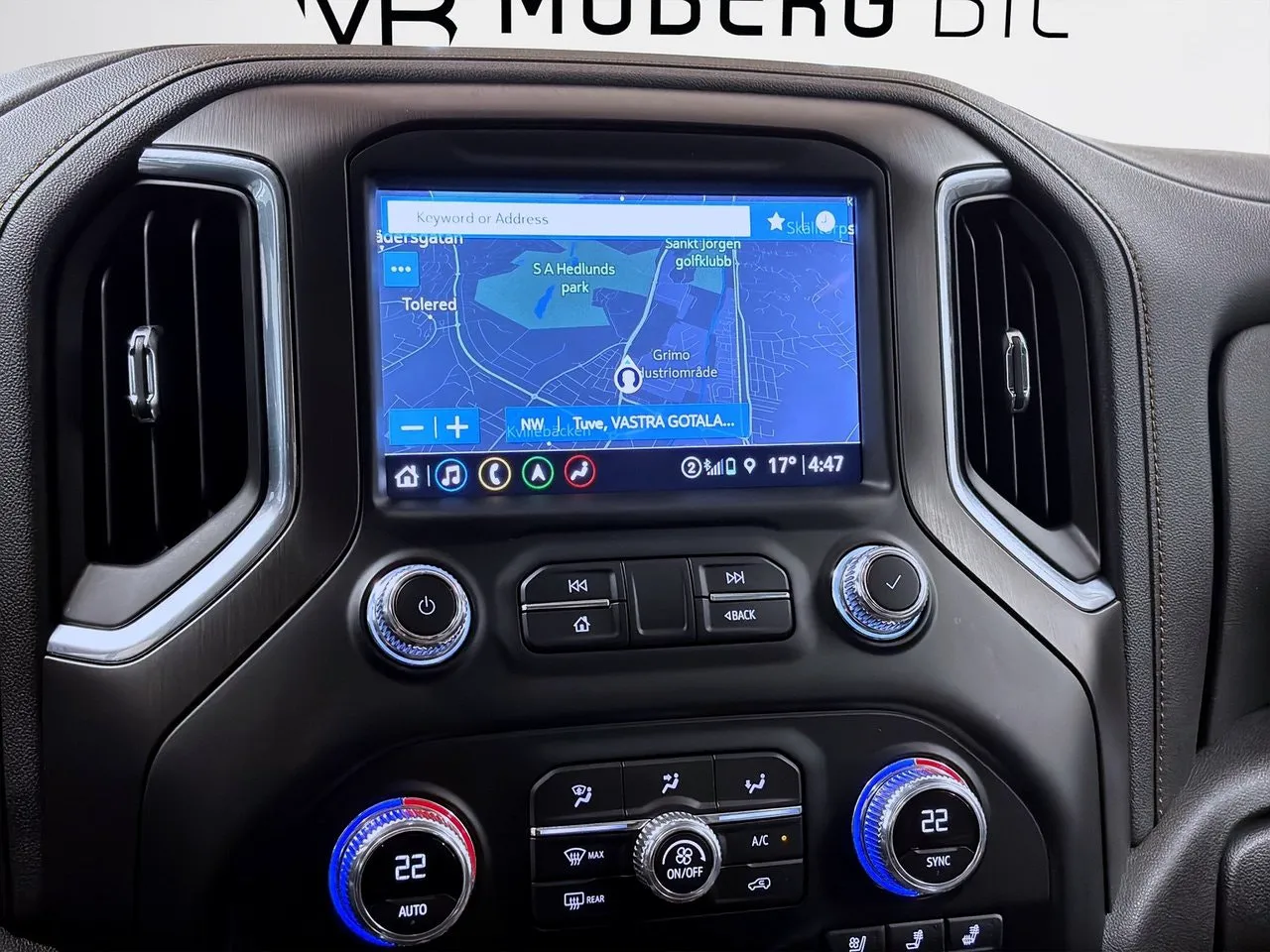 Vehicle image 21