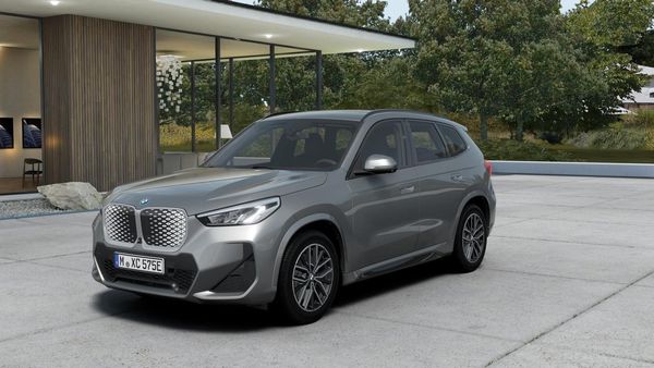 BMW iX1 eDrive20 M Sport Ed | Ränta 0,95% - 2027