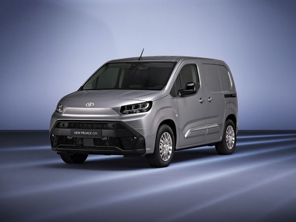 Toyota Proace City Electric Long Professional Fabriksny / Kampanjpris - 2026