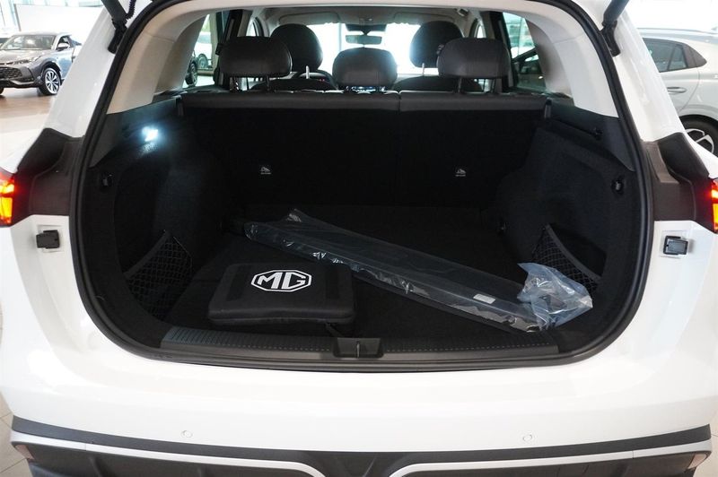 MG S6 EV bild 11