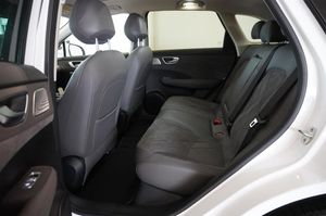 MG S6 EV bild 5