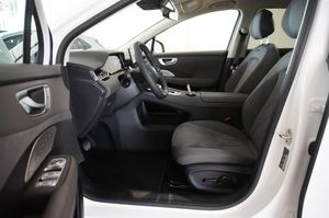 MG S6 EV bild 6