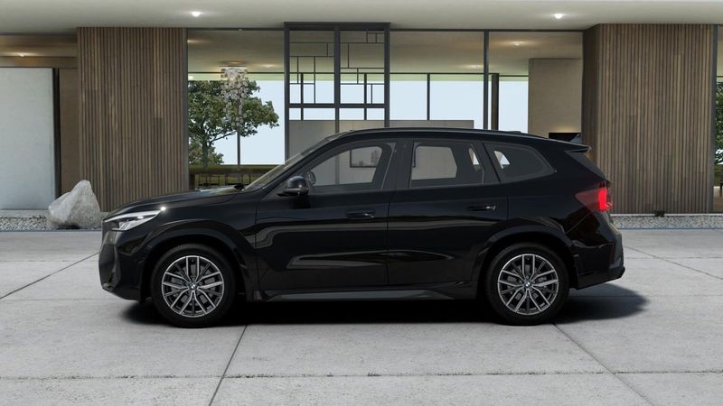 BMW iX1 bild 4