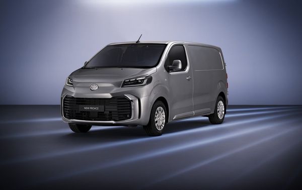 Toyota Proace Electric Long Professional Fabriksny / Kampanjpris - 2026